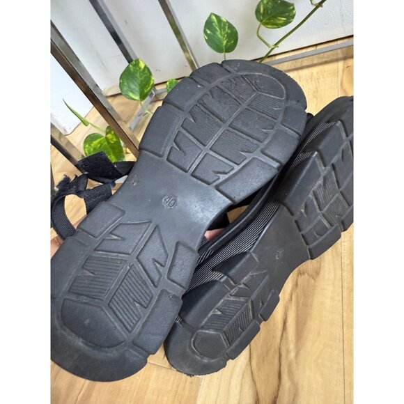 Women’s size 8 black sandal strap shoes - Picture 8 of 10